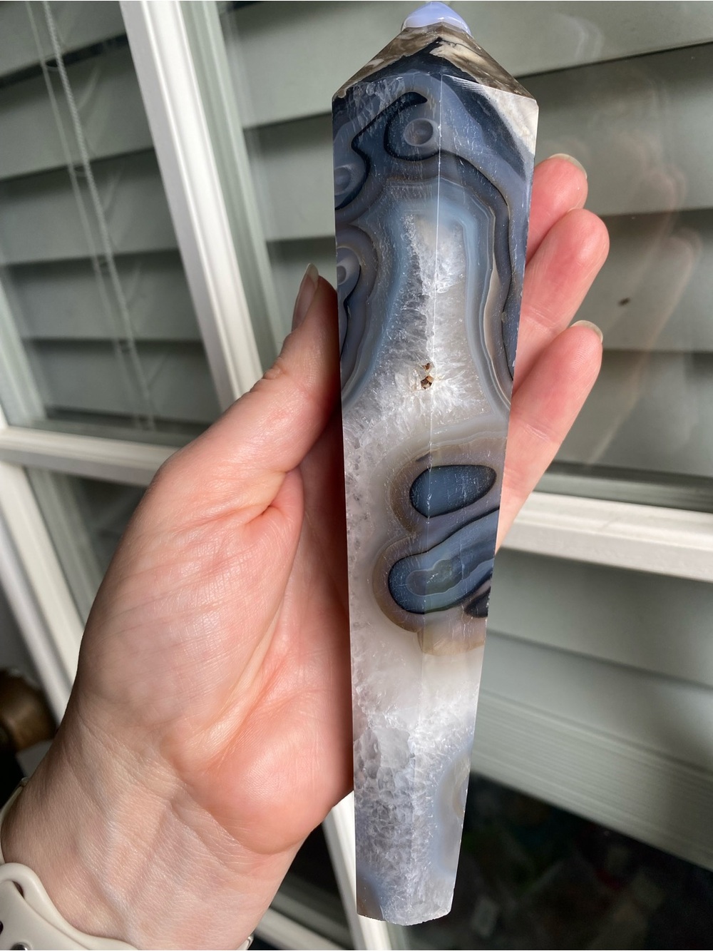 🌋✨ Volcano Agate Wand – UV Reactive with Open Druzy ✨🌋 - Picture 12 of 14